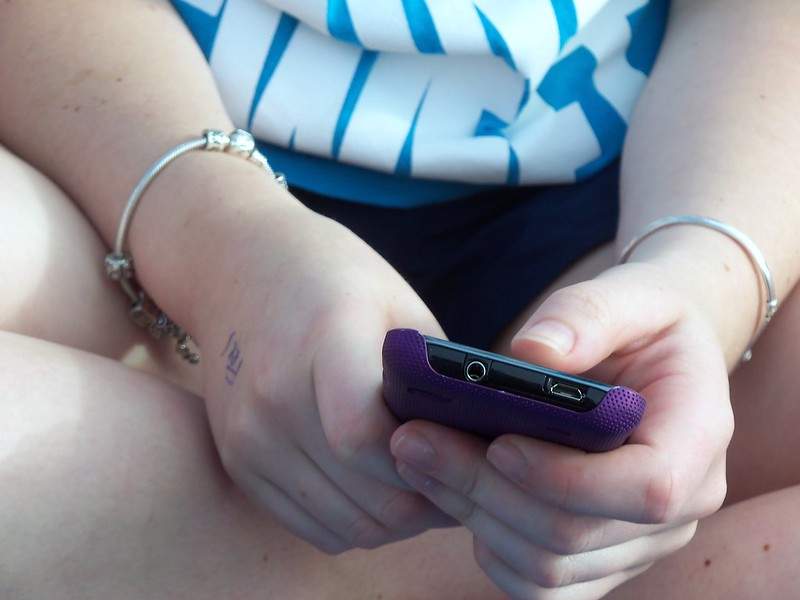 adicción a redes sociales en adolescentes